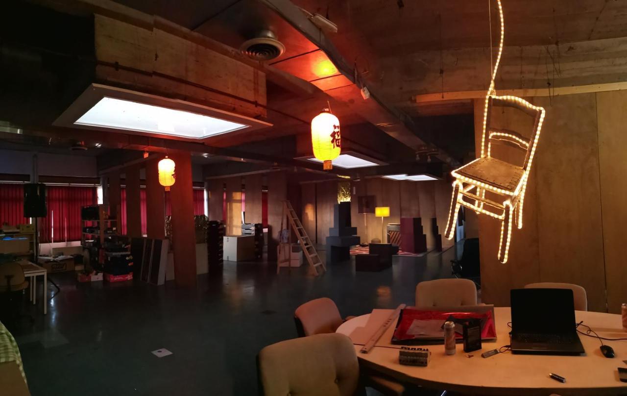 Ghostel 1St - Aventure Alternative - Guest House - Arts-Factory-Experience - For Artists, Makers And Open Minds - Attention, We Are Not A Hotel And Are Not Adapted For Everybody - Read Host Warnings Before Reservation - Www,Providence,Be Asbl Шарлеруа Екстер'єр фото